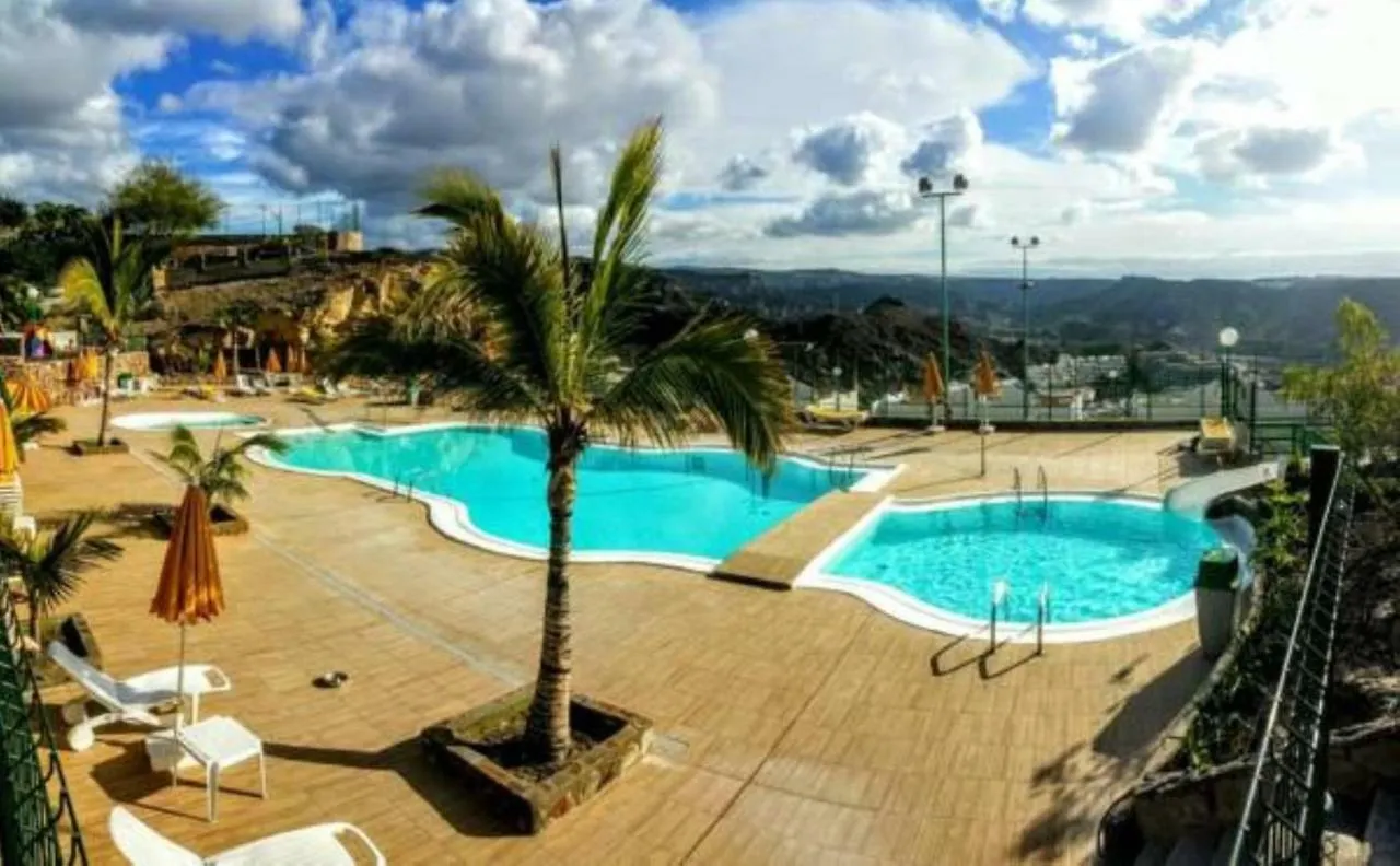 Apartamentos Playa del Cura España